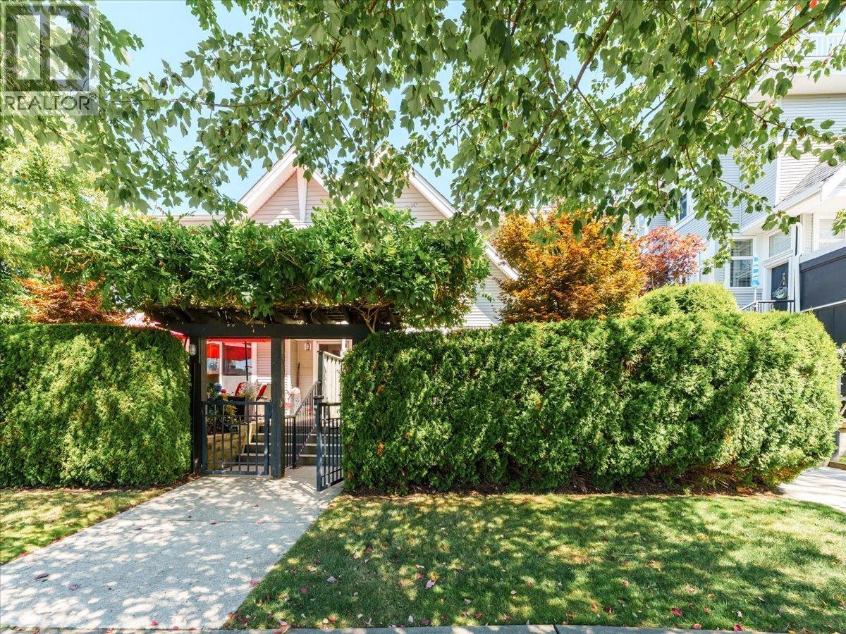 1203 Madison Avenue Unit 7, Burnaby, BC V5C 6R9