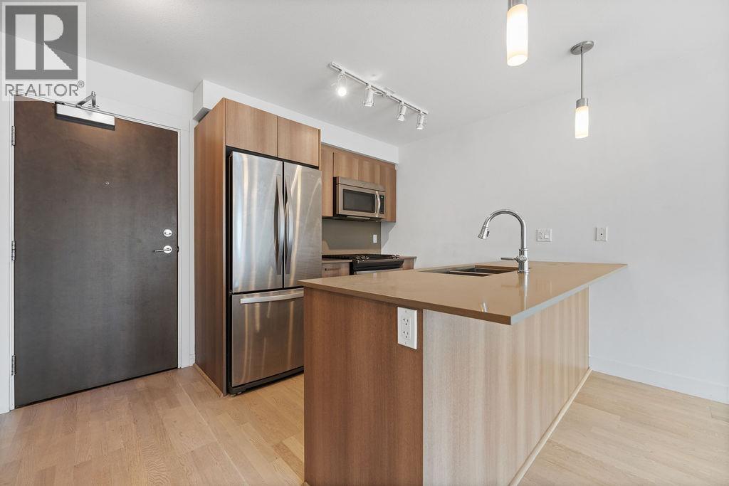 7058 14th Avenue Unit 325, Burnaby, BC V3N 0E6