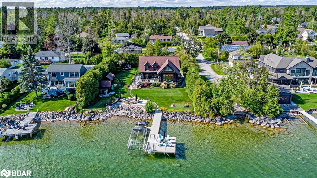 2 Sunnyside Ave, Oro-medonte, ON L0L 2E0