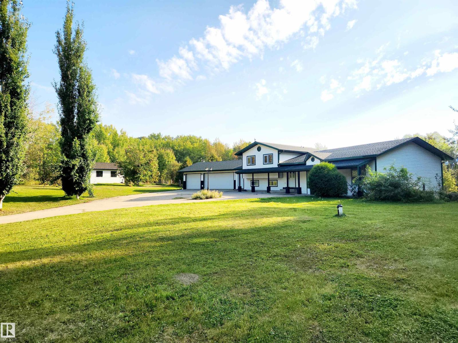 52502 Range Rd 25 #101, Rural Parkland County, AB T7Y 2M2