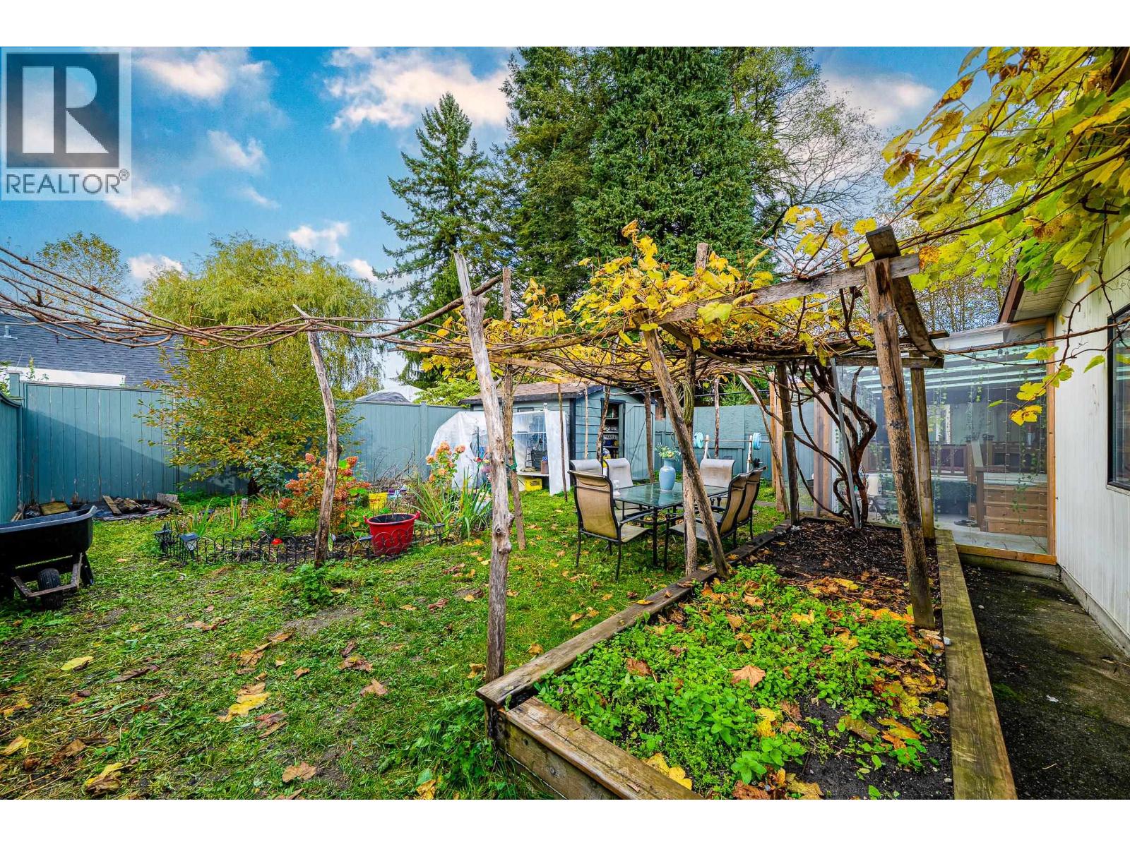 4920 Claude Ave, Burnaby, BC V5E 2M2