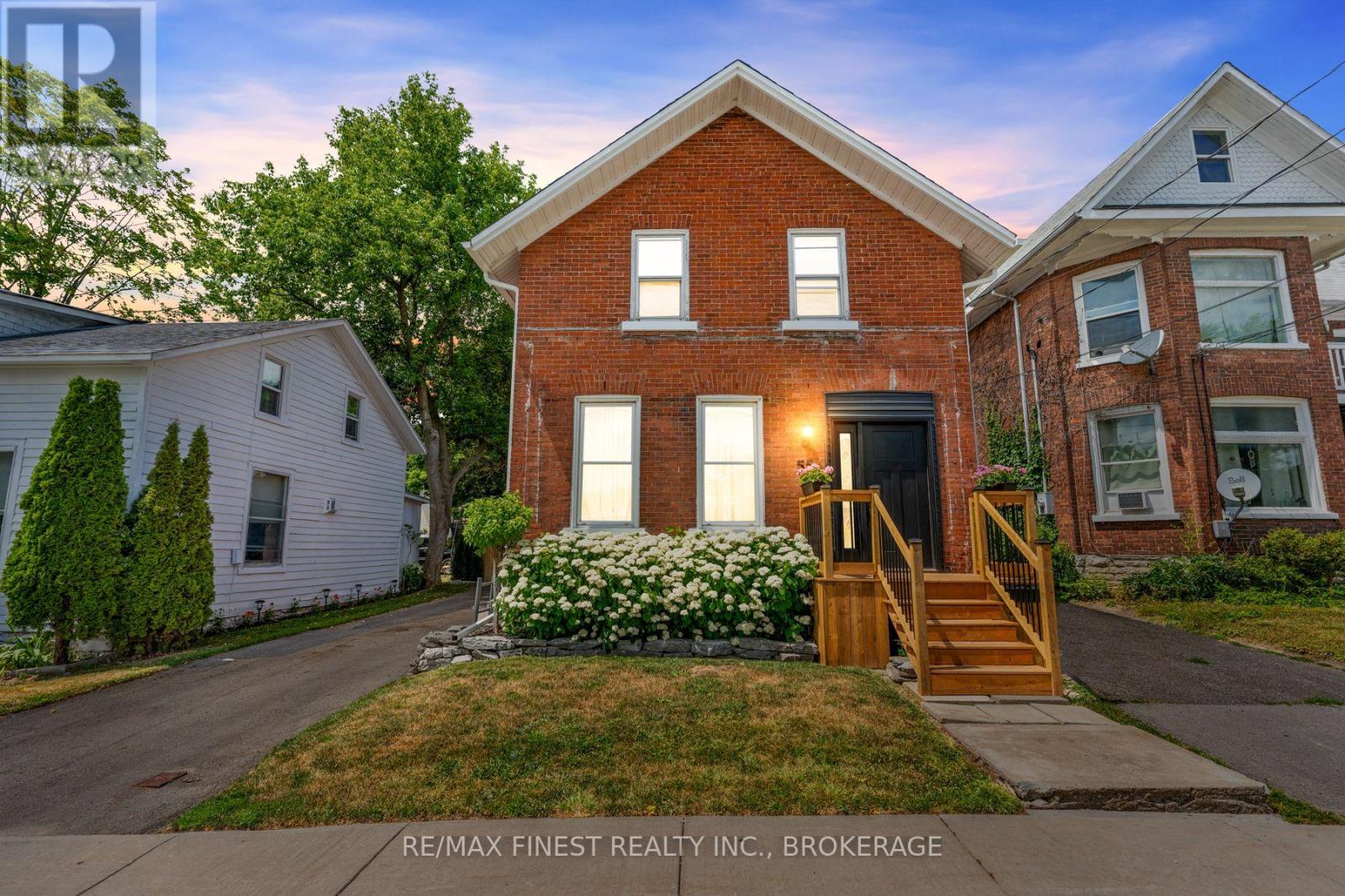 55 Bridge St W, Greater Napanee Greater Napanee, ON K7R 2C4