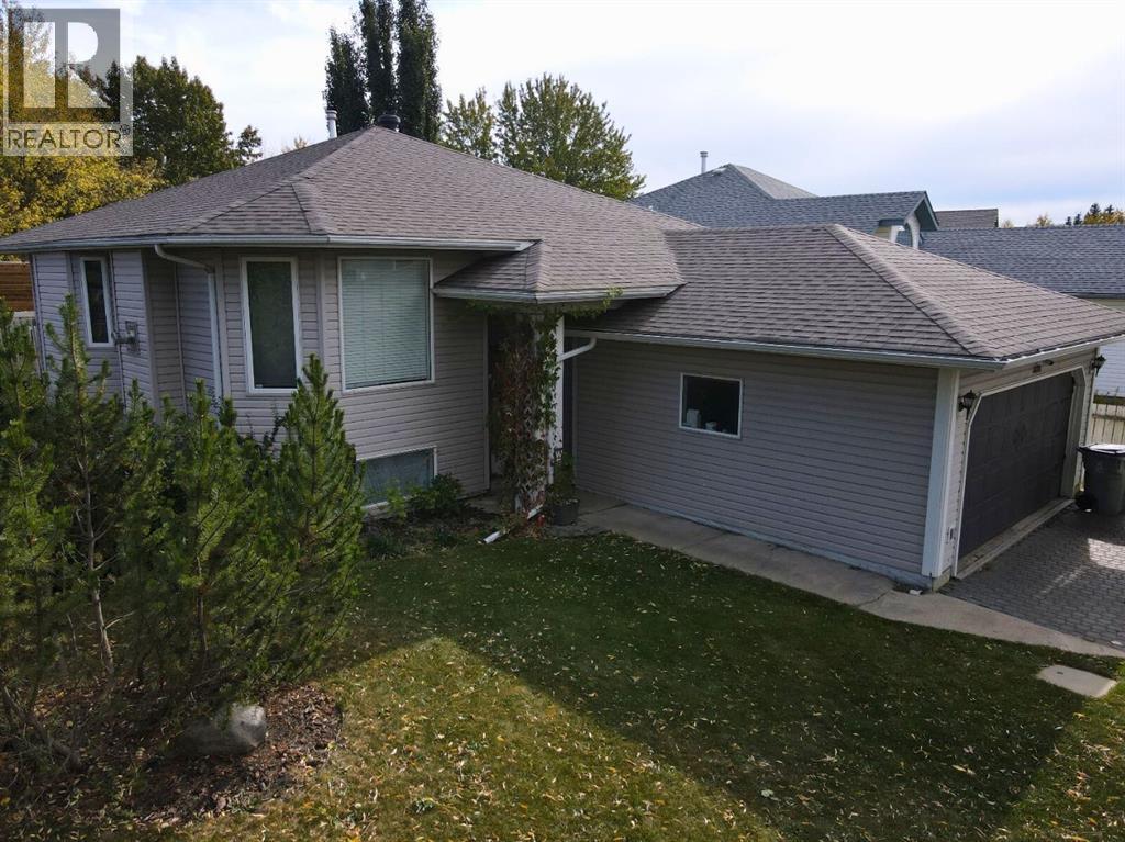 4401 Silverwood Cres, High Prairie, AB T0G 1E0