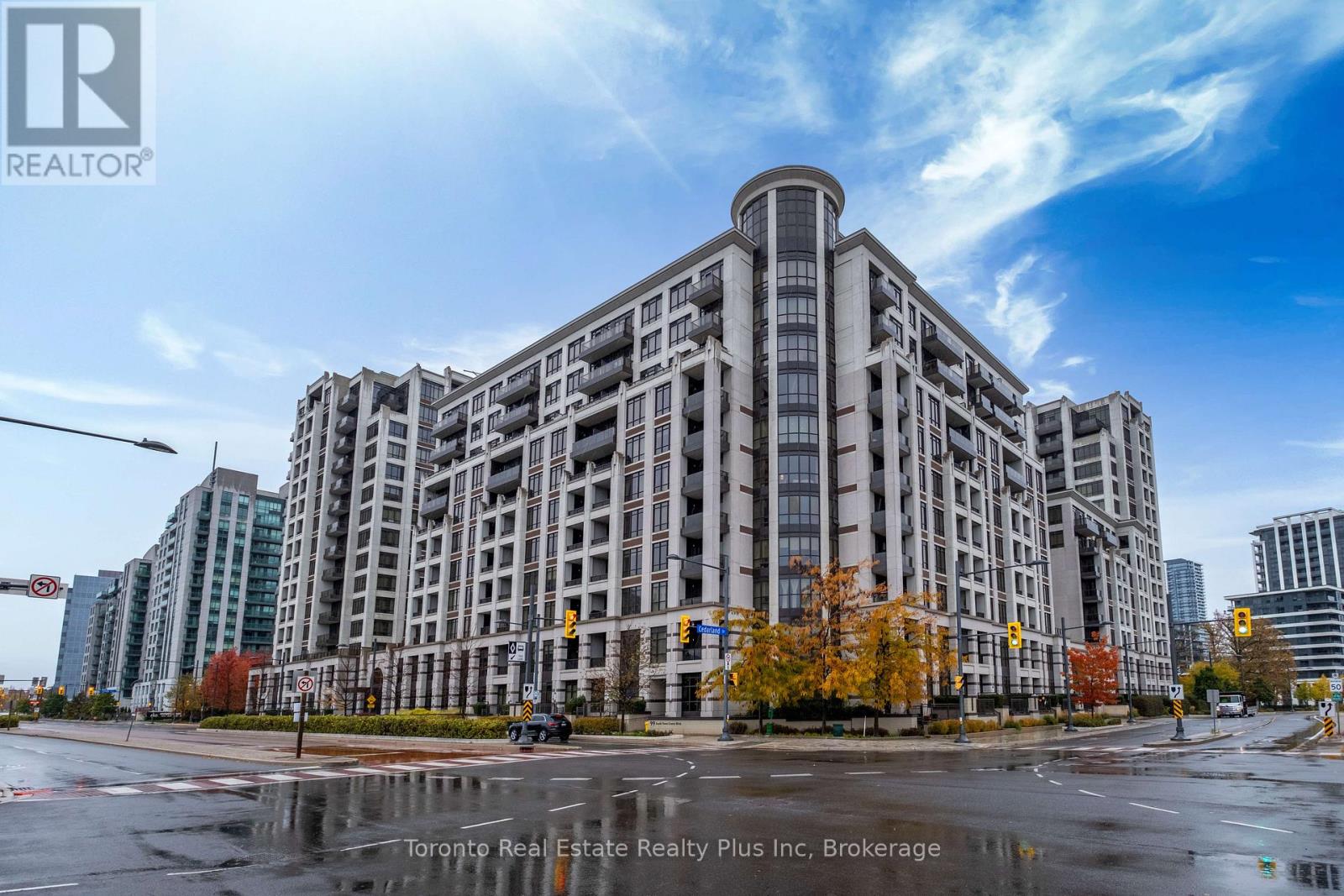 711 99 South Town Centre Blvd, Markham, ON L6G 0E9