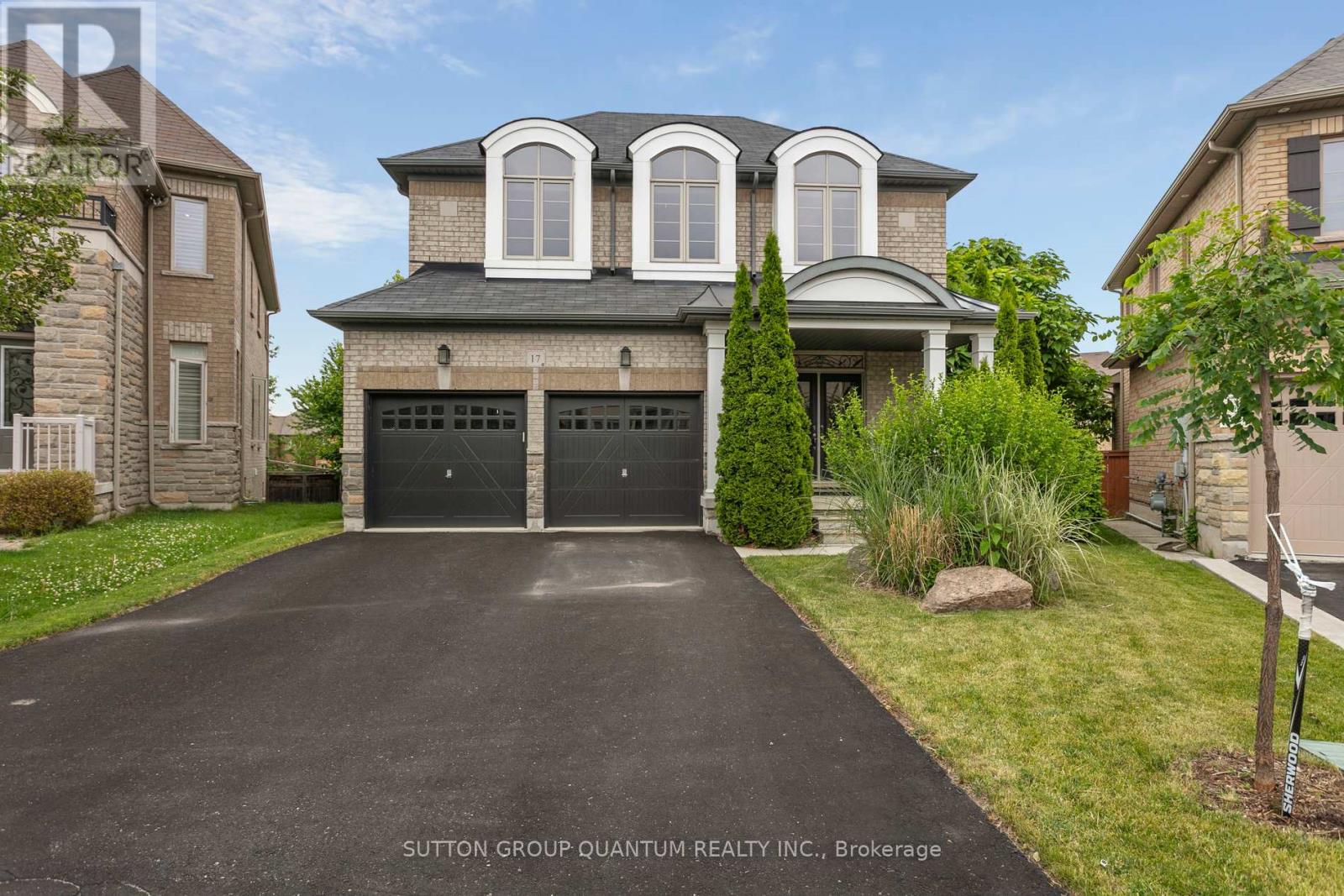 17 Island Grv, Brampton Credit Valley, ON L6X 0W6