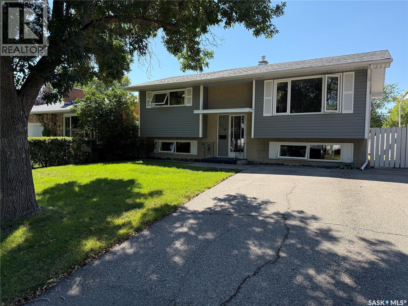110 Rothwell Cres, Regina, SK S4N 1R6