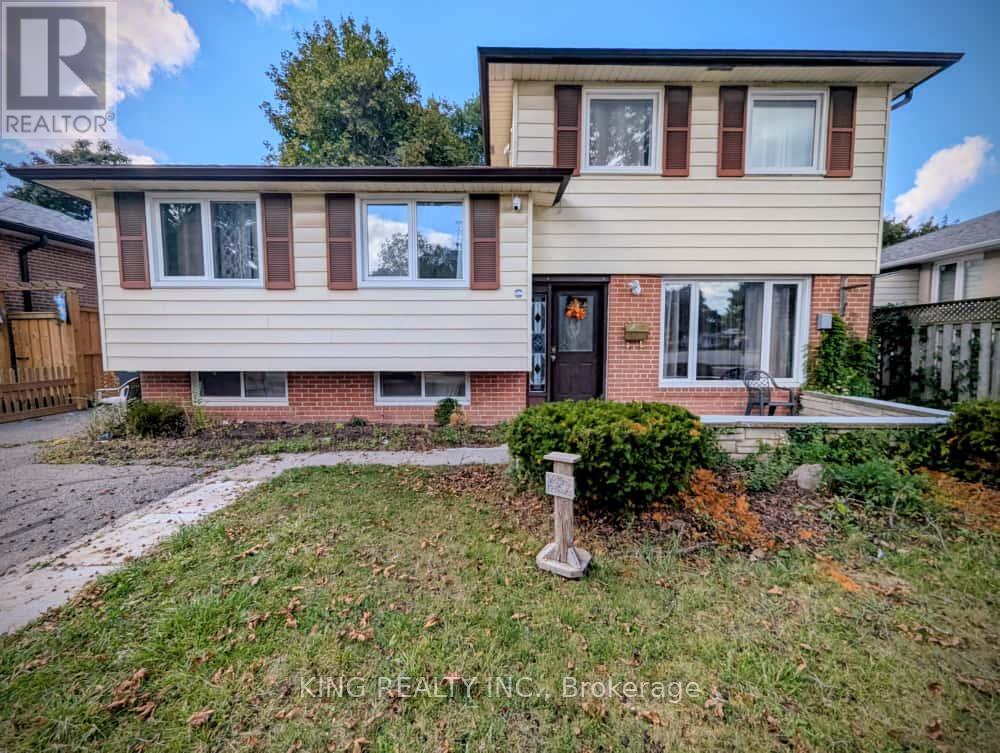 30 Parkway Ave, Brampton, ON L6X 2G4