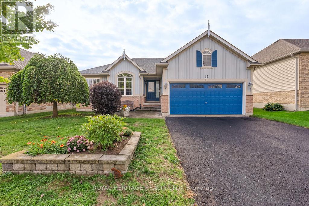 19 Thrushwood Trl, Kawartha Lakes, ON K9V 0B1