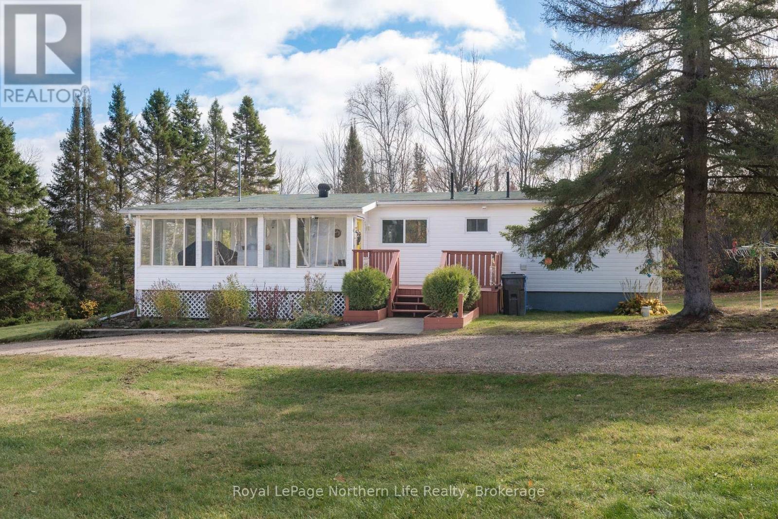 630 Murphys Rd, Mattawan, ON P0H 1V0