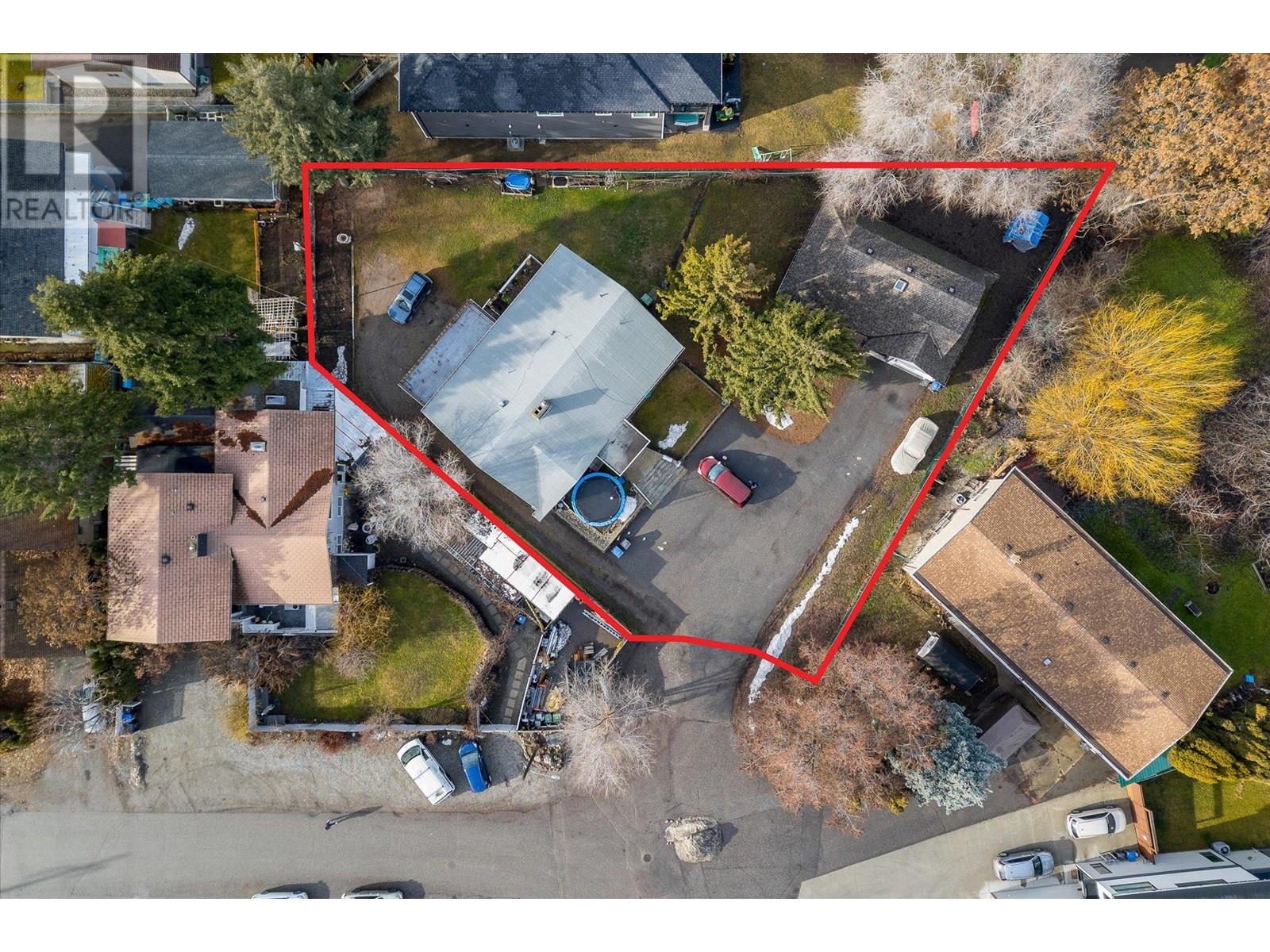 1402 1404 Inkar Road Lot Apt 1 2, Kelowna, BC V1Y 8H7