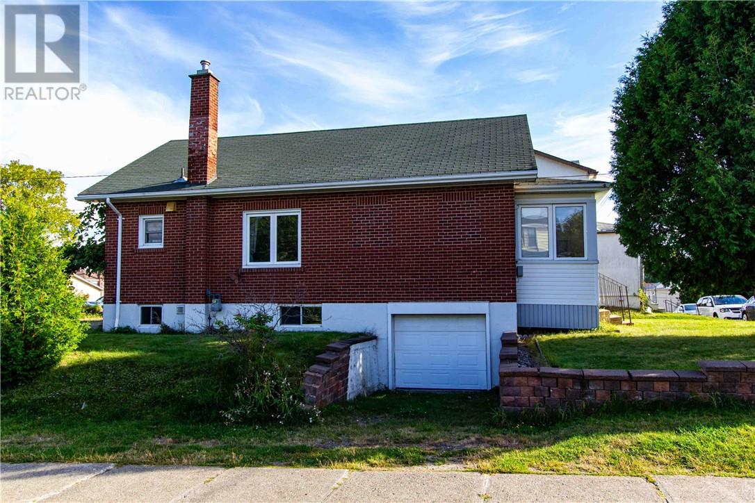 246 Albinson St, Sudbury, ON P3C 3W3