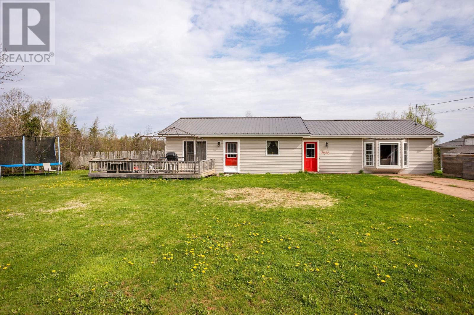 44 Victory Ln, Brackley Beach, PE C1E 1Z3