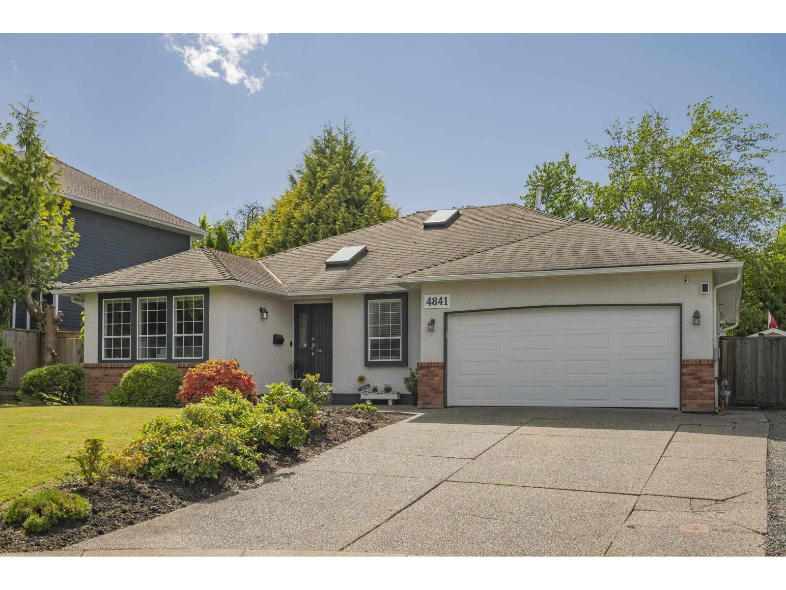 208 Street Unit 4841 #a, Langley, BC V3A 5X9