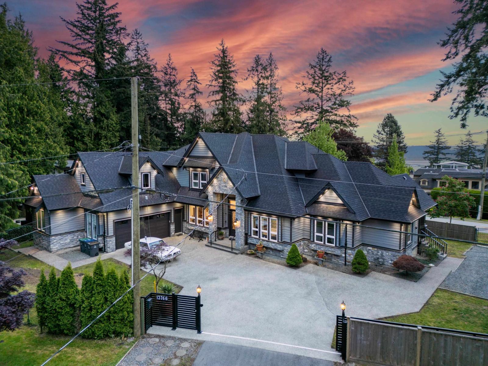 56 Avenue Unit 13766 #a, Surrey, BC V3X 2X5