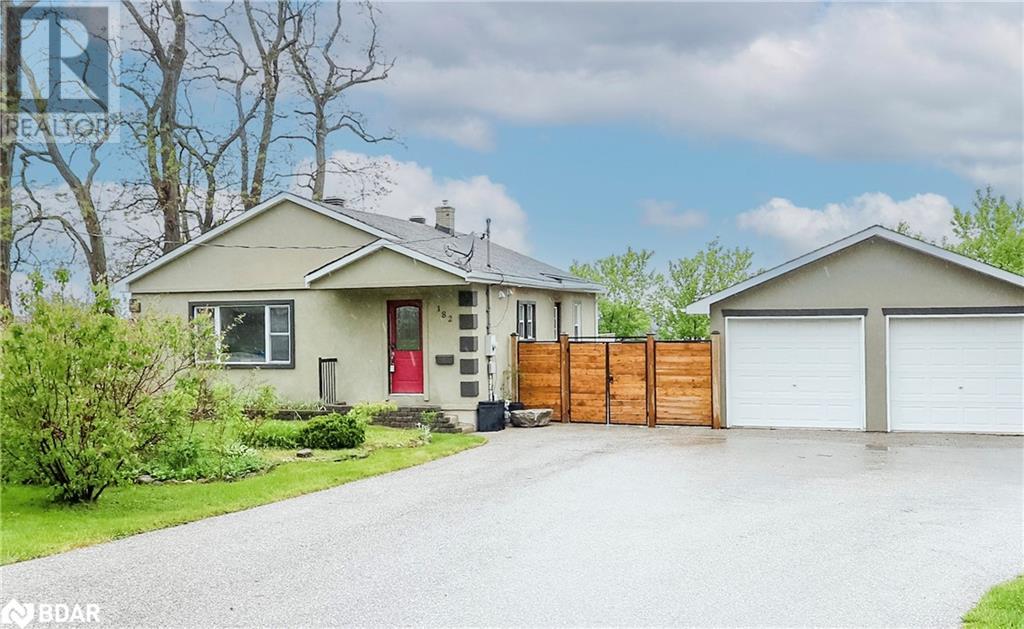 182 Ardagh Rd, Barrie, ON L4N 3V6