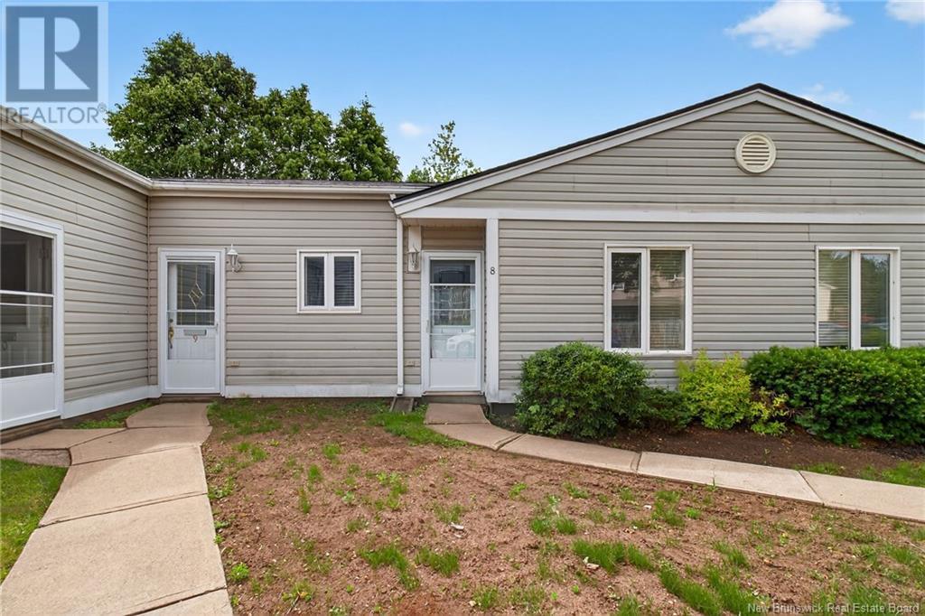 331 Mclaughlin Drive Unit 8, Moncton, NB E1A 4R3