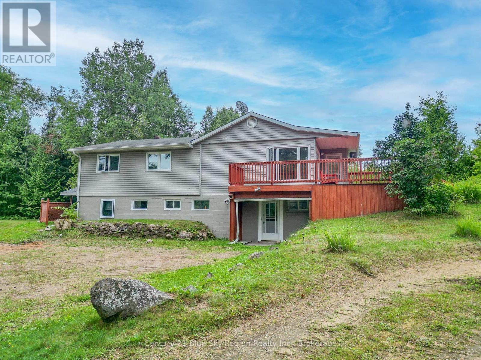 525 Maple Rd, Bonfield, ON P0H 1E0