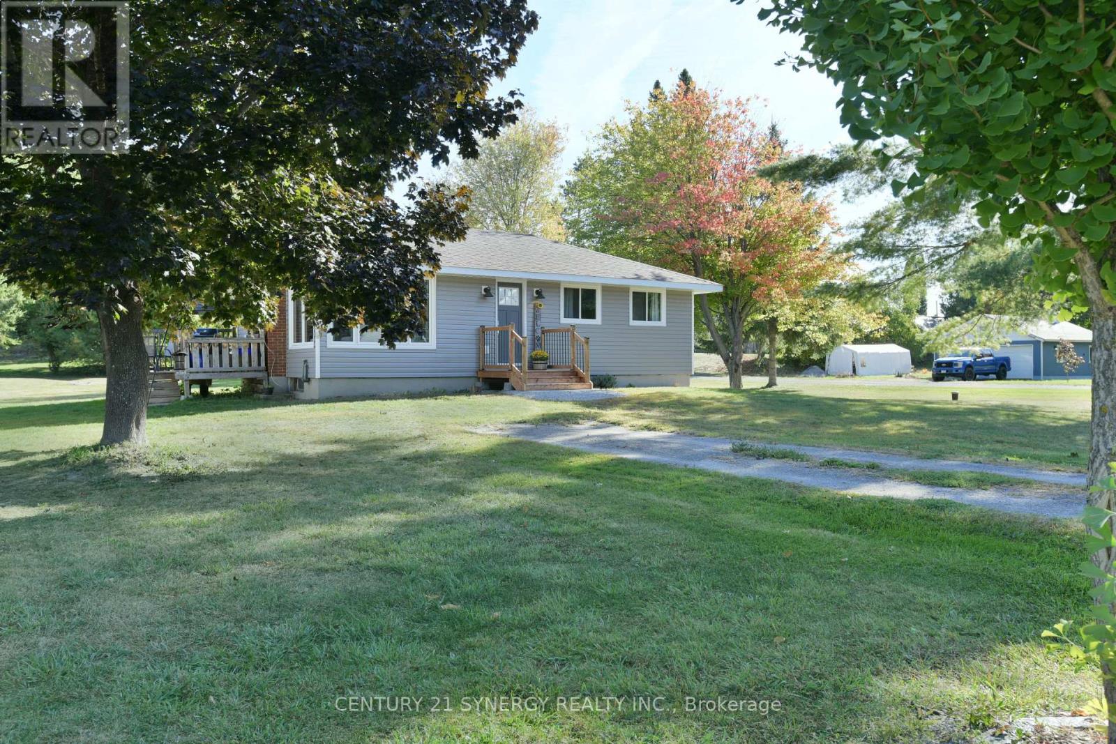 4832 Mohrs Rd, Ottawa, ON K7S 3G7