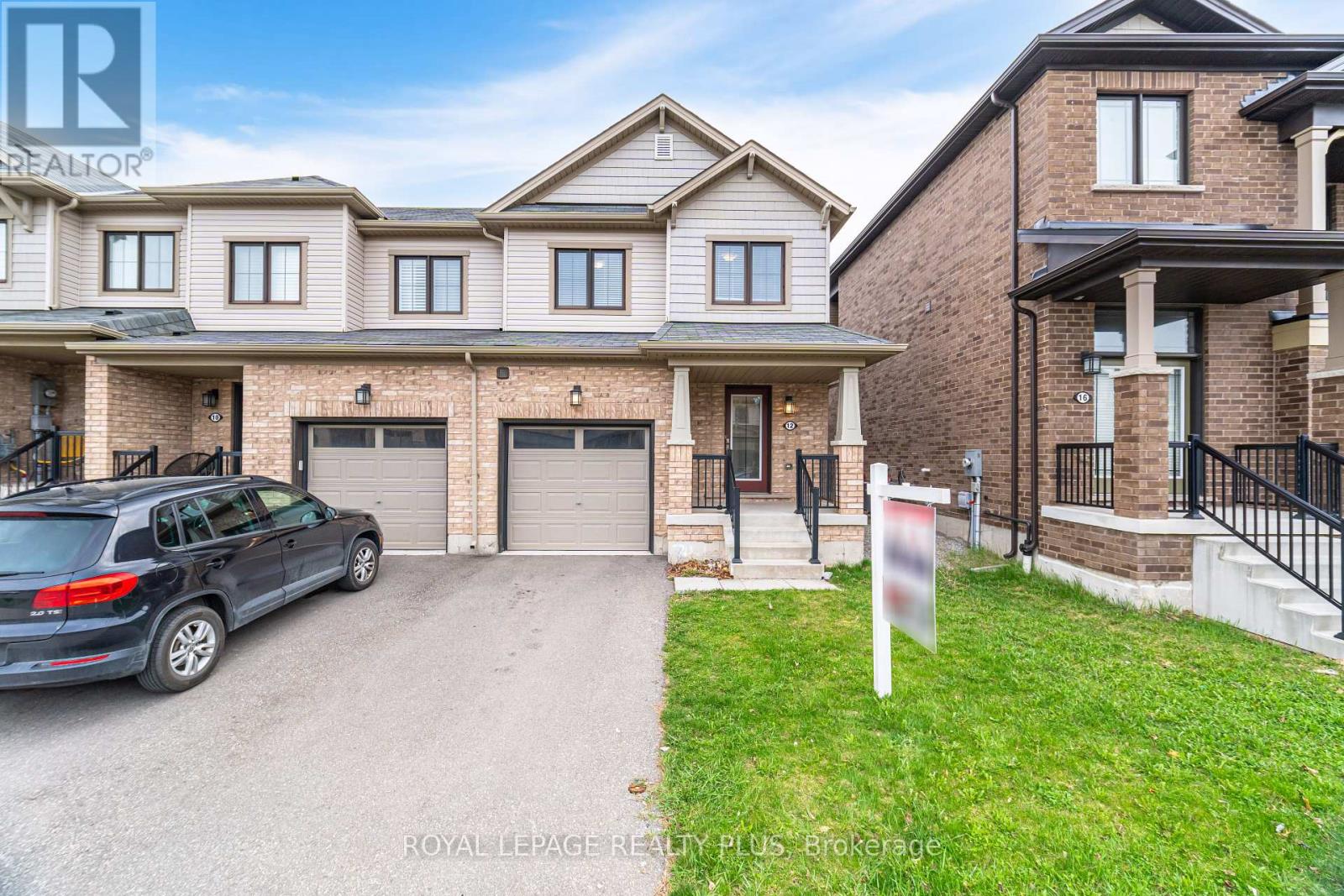 12 Pagebrook Cres, Hamilton, ON L8J 0K7