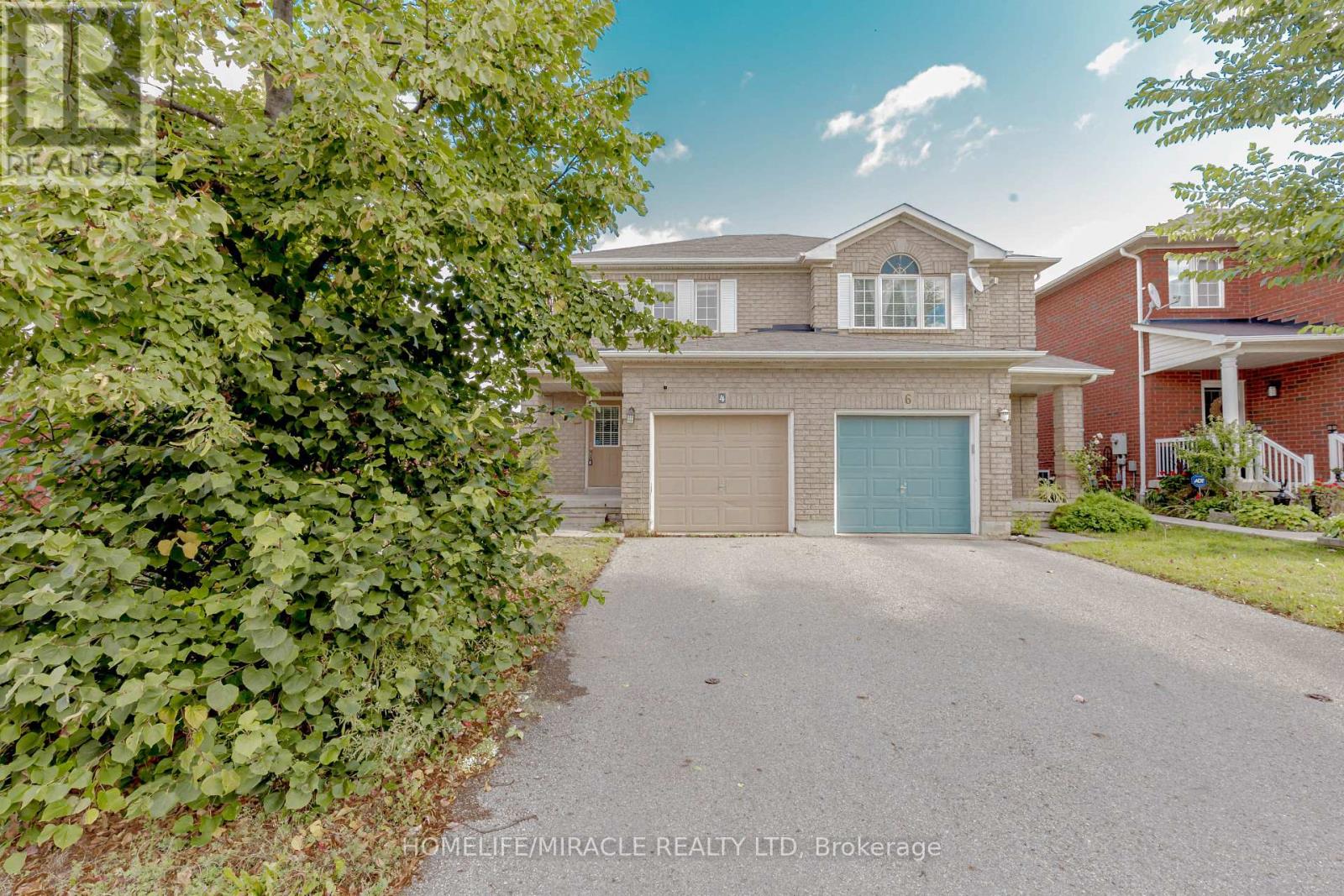 4 Vauxhall Cres, Brampton, ON L7A 3A3