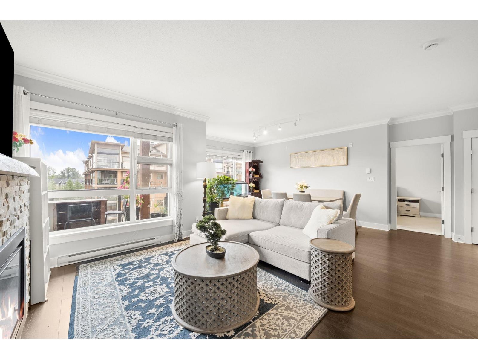 20728 Willoughby Town Centre Drive Unit 419, Langley, BC V2Y 0P3