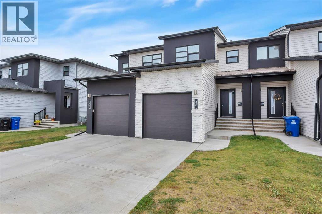43 Palmer Cir, Blackfalds, AB T4M 0N7
