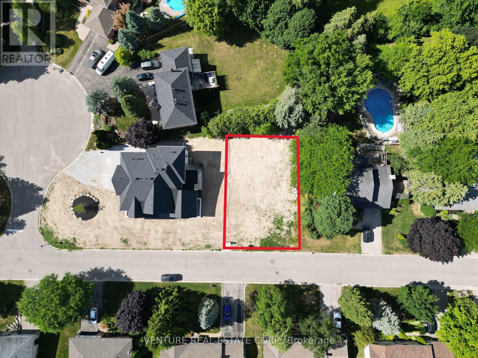 118 Moore Park Dr, King, ON L0G 1T0