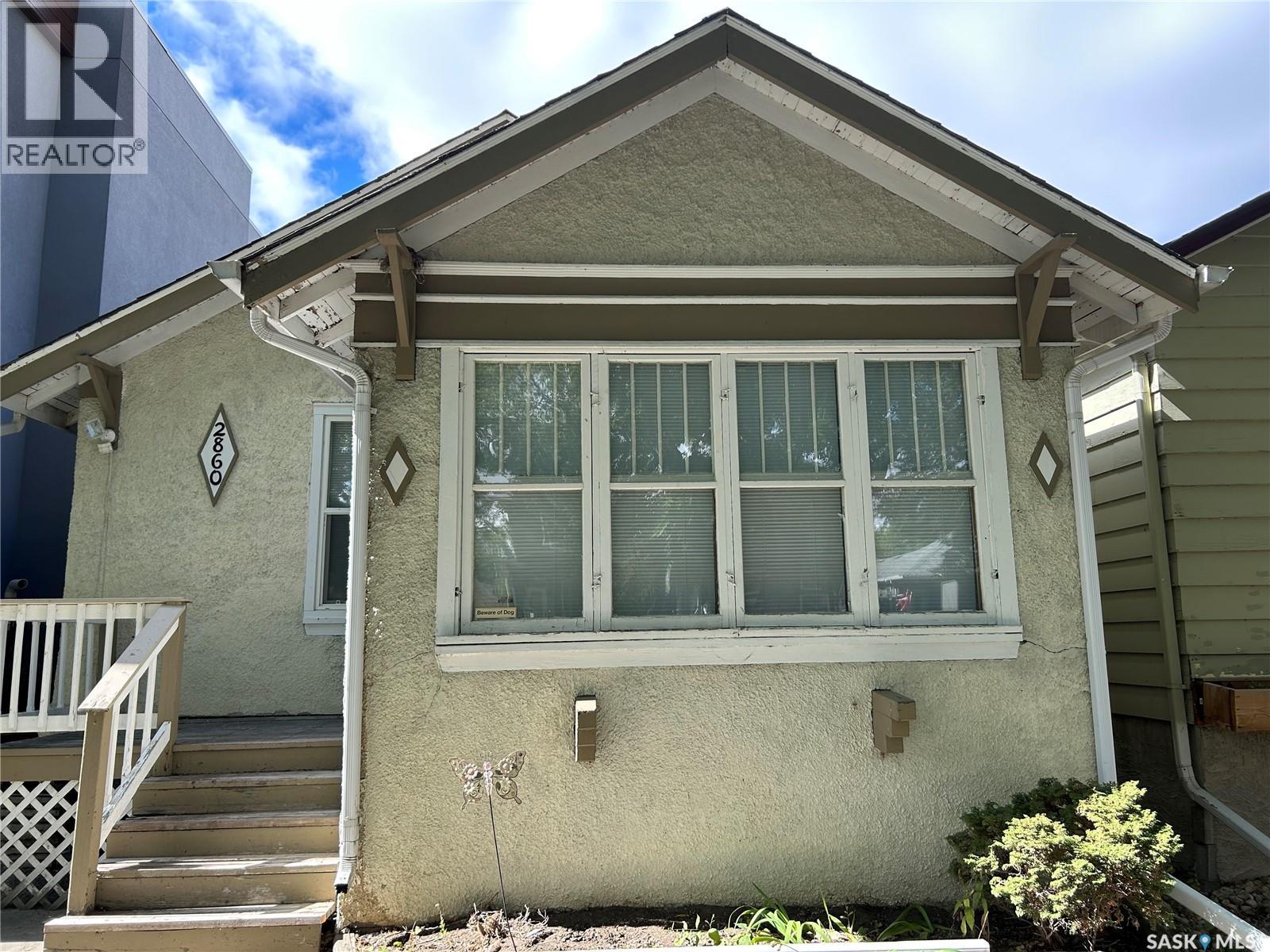 2860 Cameron St, Regina, SK S4S 1W3