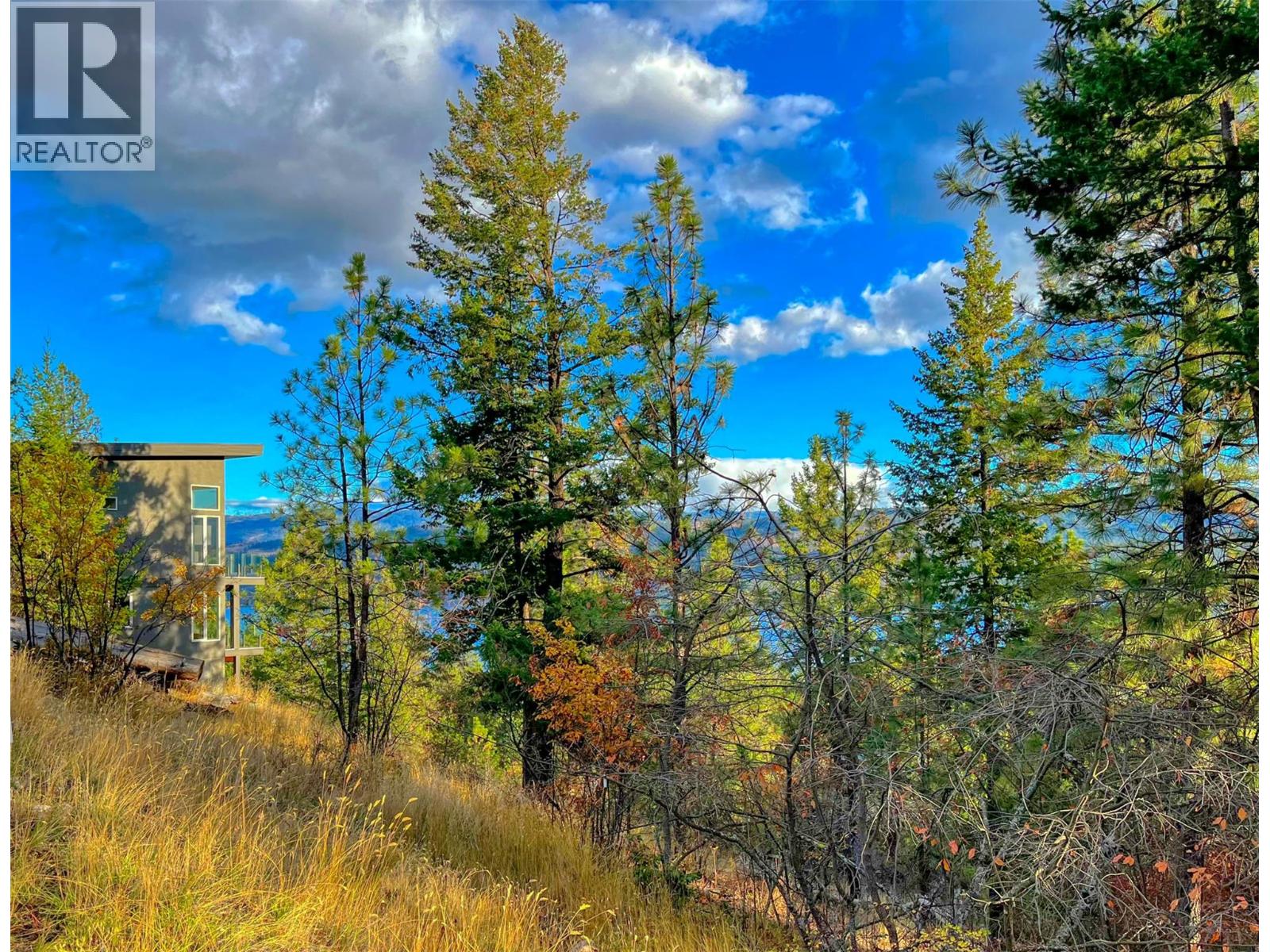 10751 Westshore Rd, Vernon, BC V1H 2C2