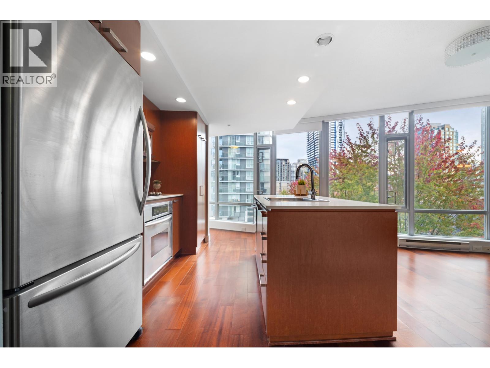 1255 Seymour Street Unit 701, Vancouver, BC V6B 0H1