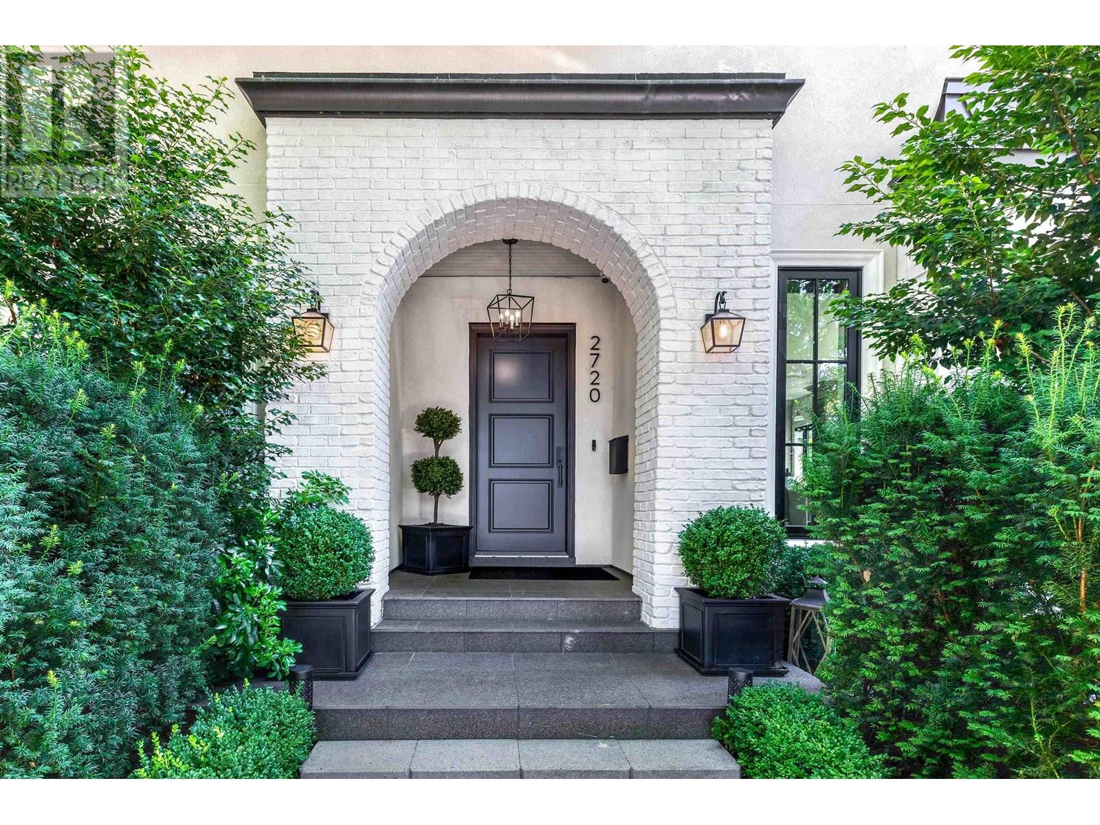 2720 Stephens St, Vancouver, BC V6K 0C8