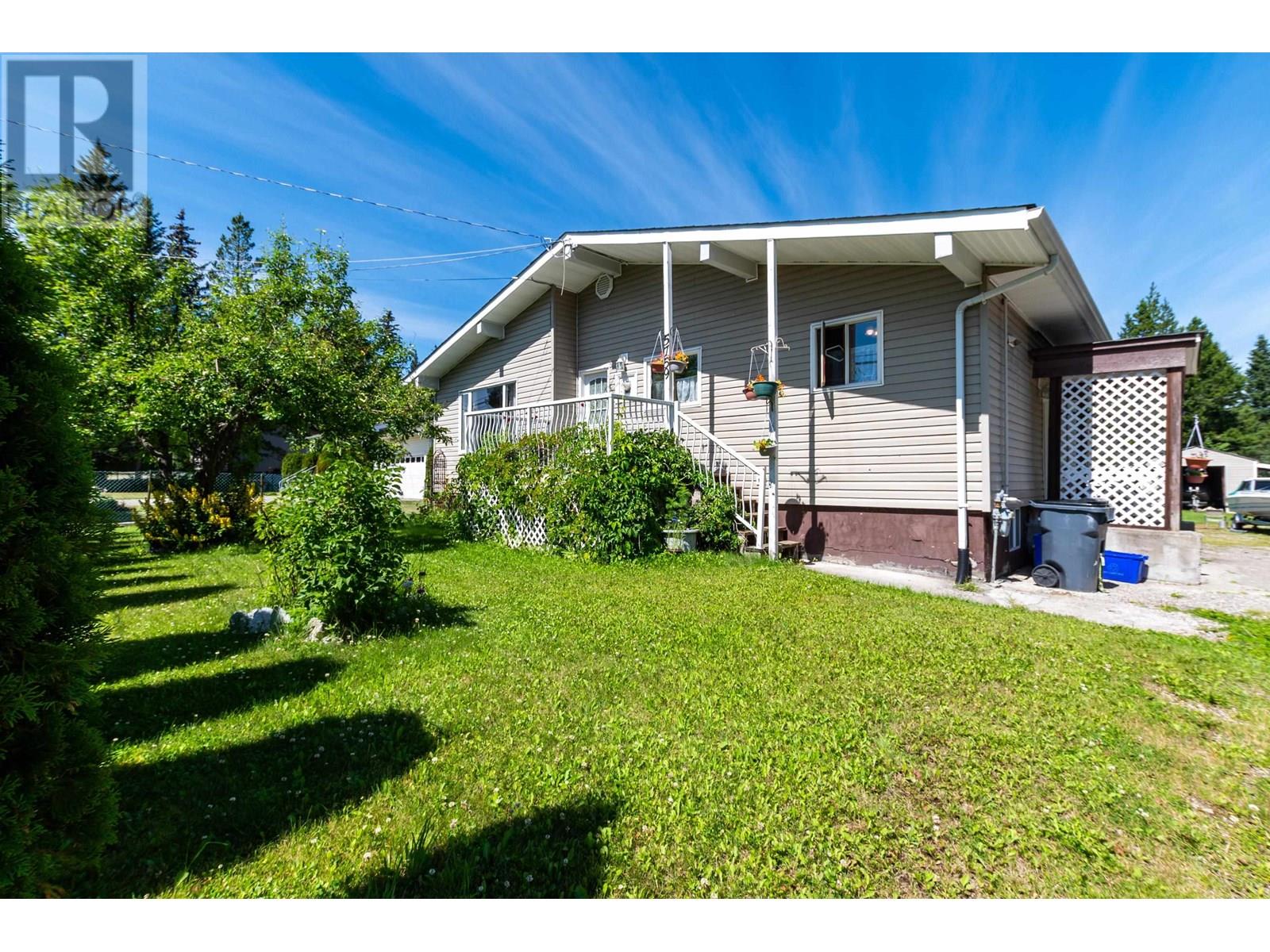 5759 Heyer Rd, Prince George, BC V2N 6J4