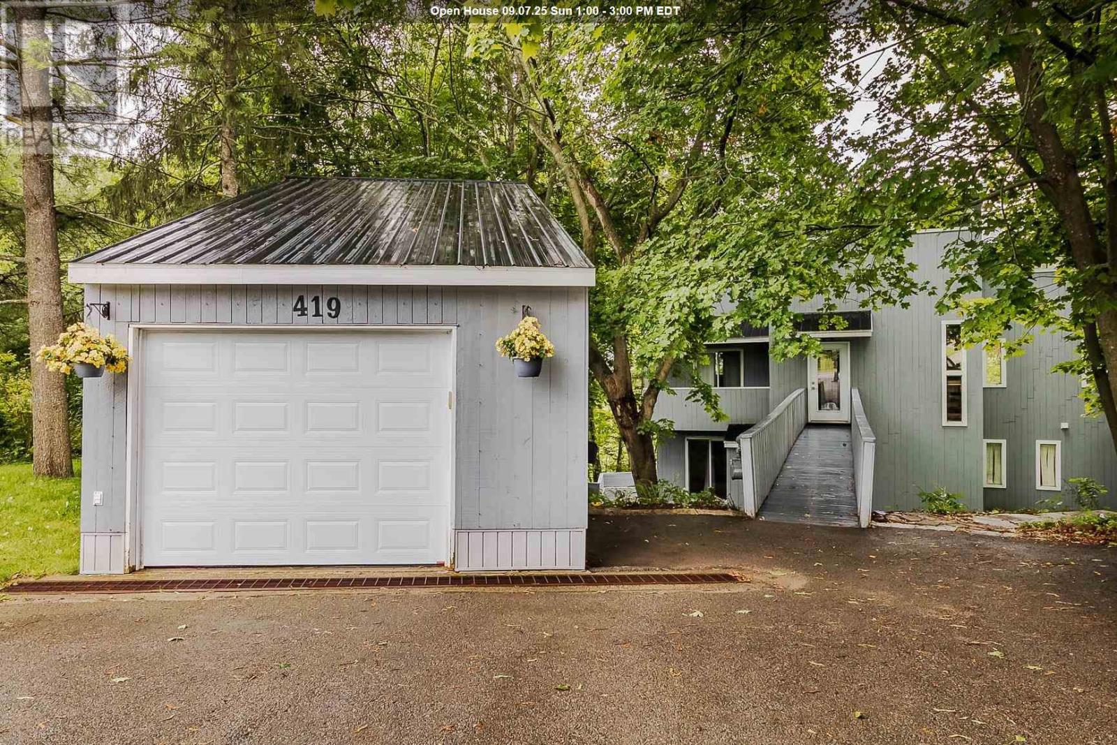 419 Macdonald Ave, Sault Ste. Marie, ON P6B 1H8