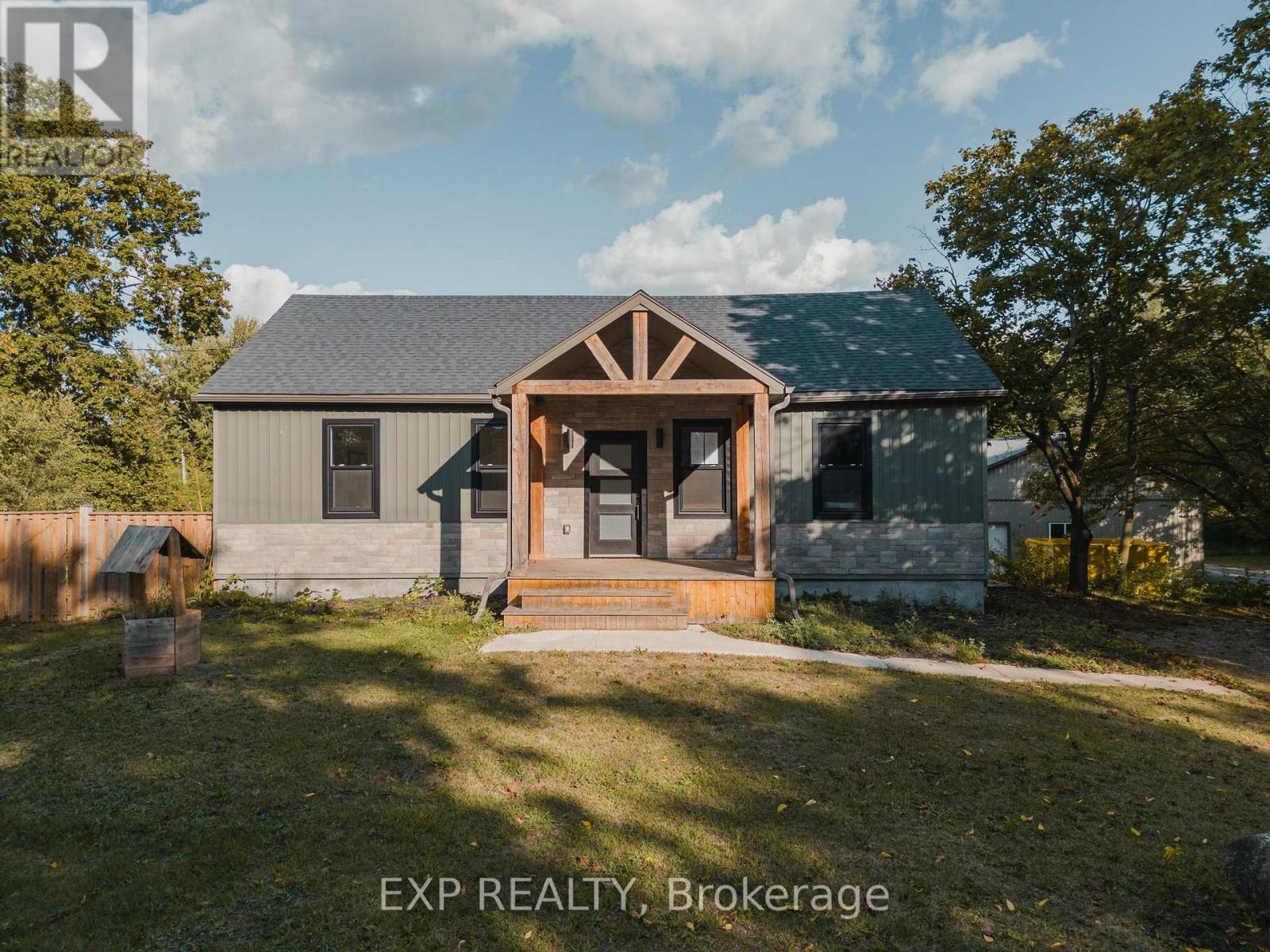 8 Talbot St, Brant, ON N0E 1R0