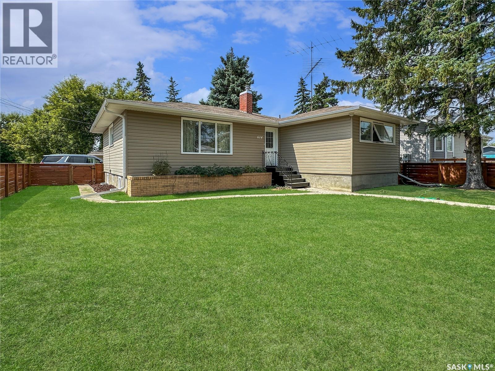 614 Godkin Ave, Balcarres, SK S0G 0C0