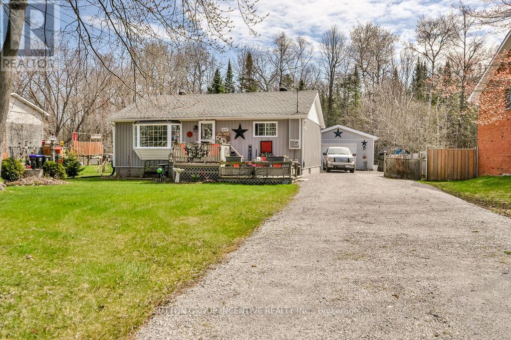 1057 Ferrier Ave, Innisfil, ON L0L 1W0