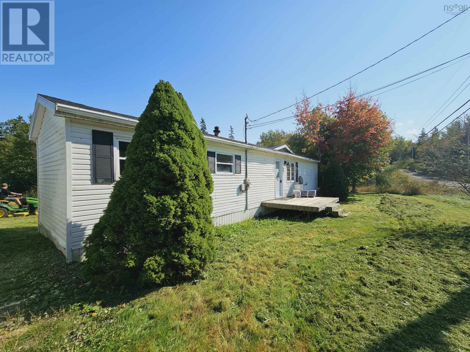 906 Point Aconi Rd, Point Aconi, NS B1Y 1Z9