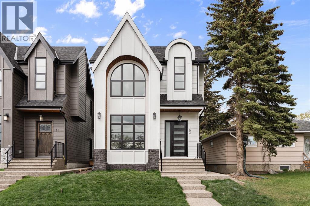 163 Heston St NW, Calgary, AB T2K 2C5