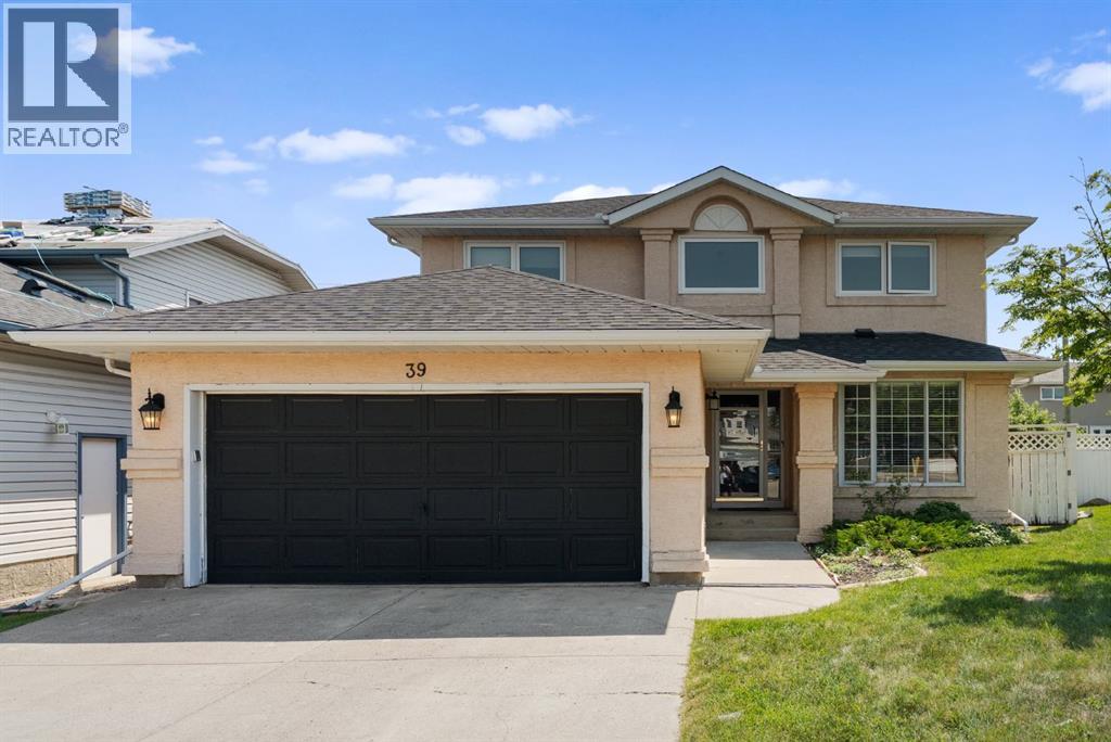 39 Harvest Oak Grn NE, Calgary, AB T3K 4Z5