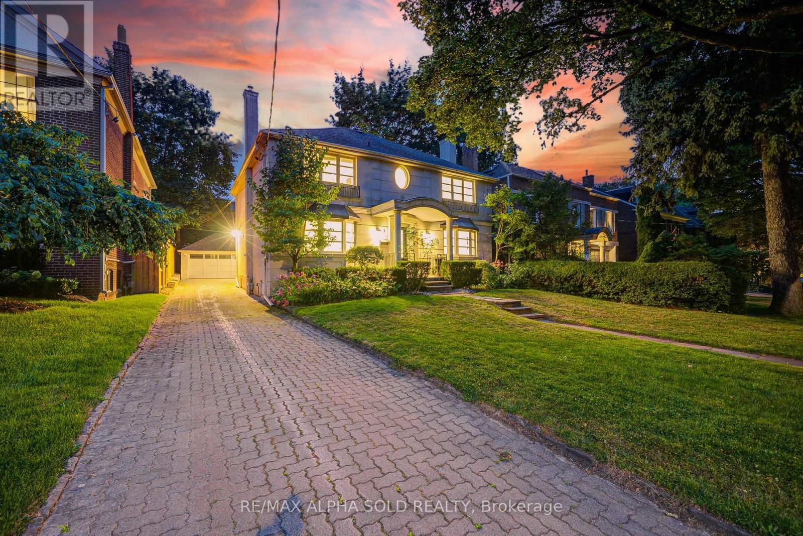 3 Silverwood Ave, Toronto, ON M5P 1W4