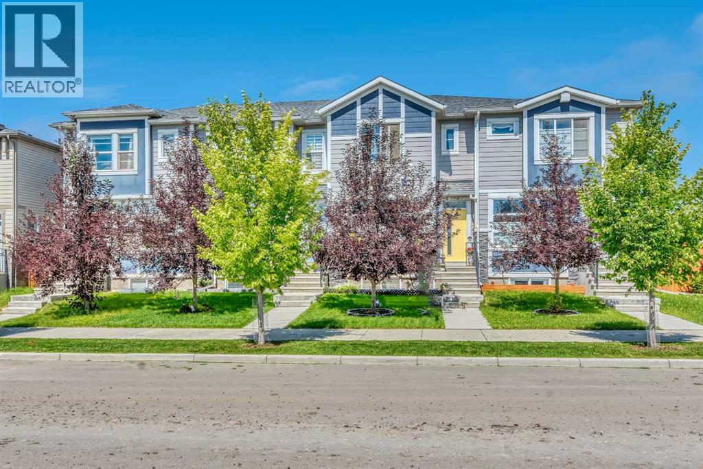 196 Wolf Hollow Park SE, Calgary, AB T2X 4M6