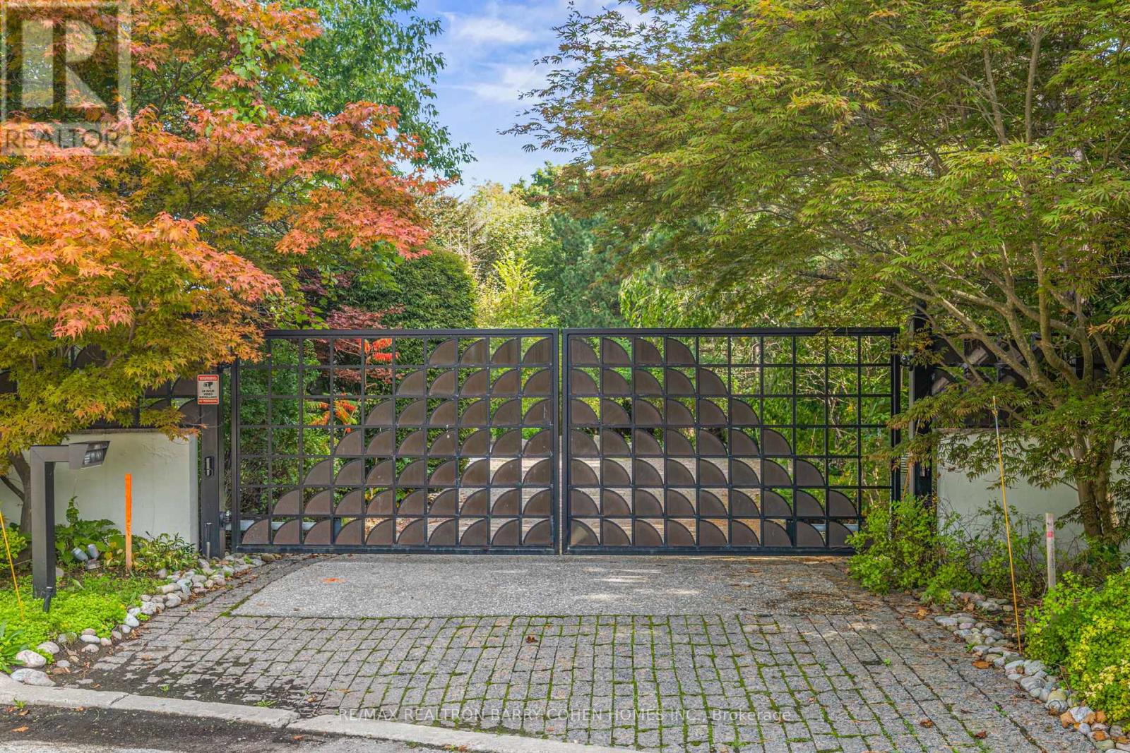 18 Timberglade Ct, Toronto Bridle Path-sunnybrook-york Mills, ON M2L 2Y2