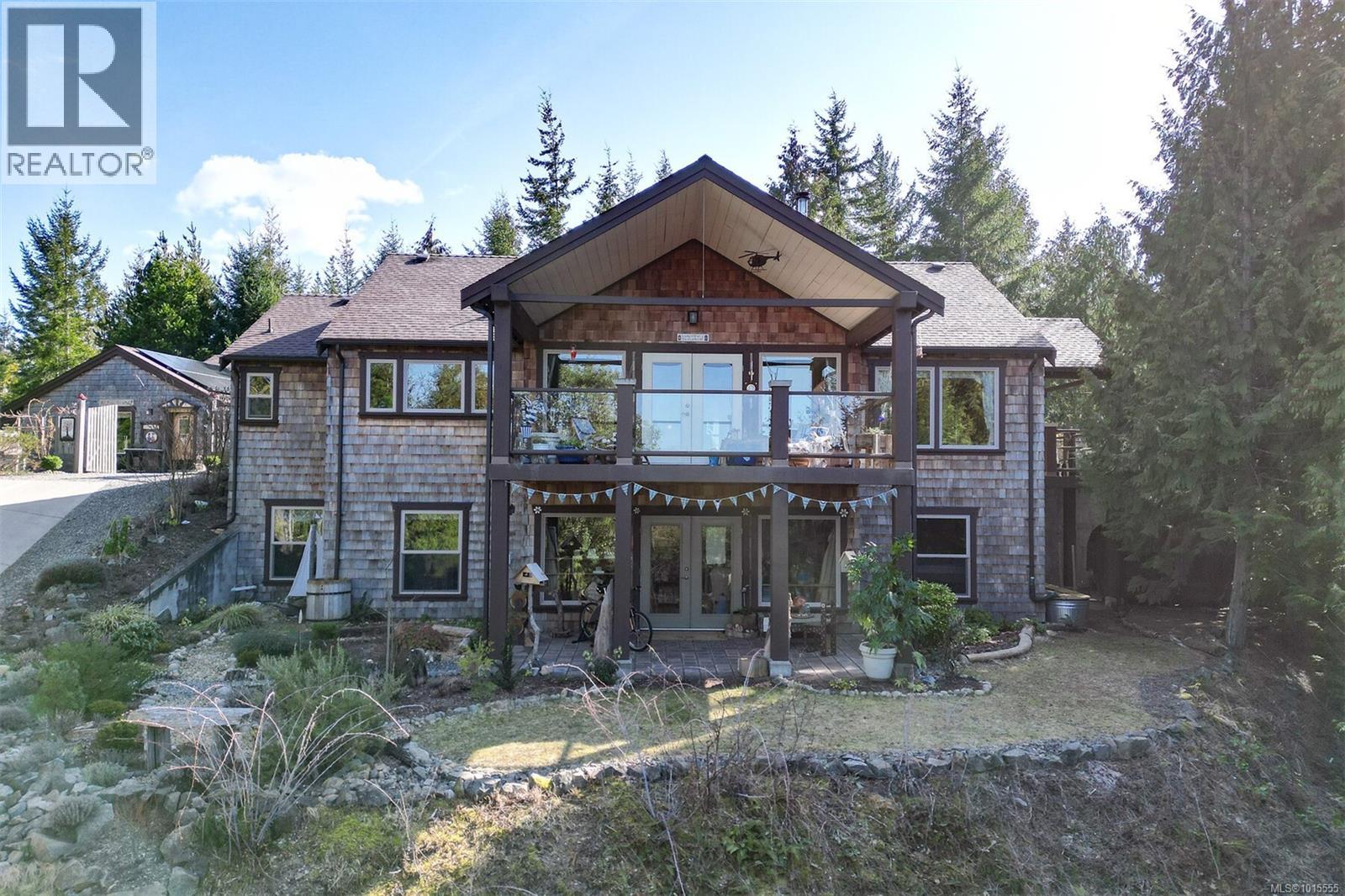 1860 Ashling Rd, Qualicum Beach, BC V9K 2V1