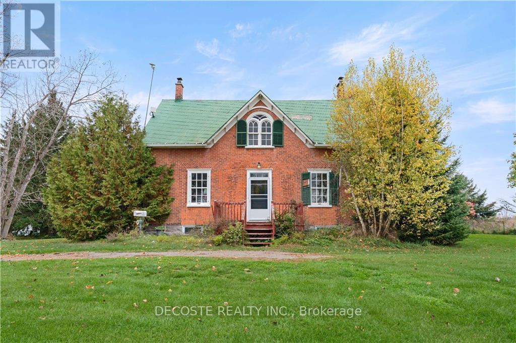 1851 Dalkeith Rd, North Glengarry, ON K0B 1E0