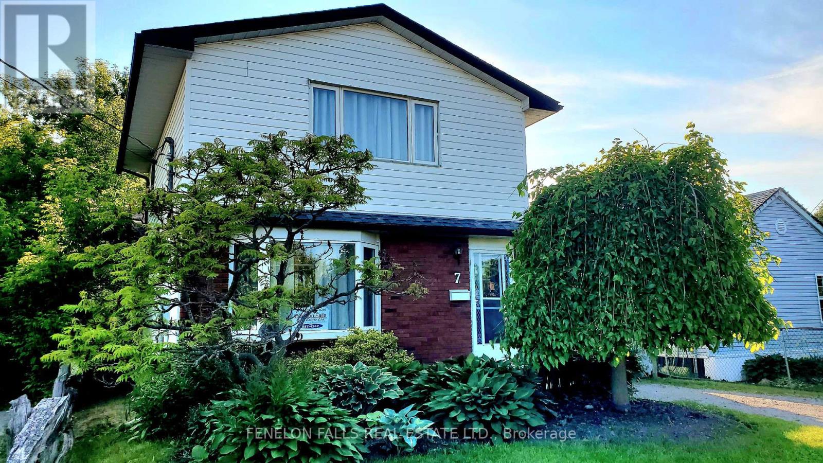 7 James St, Kawartha Lakes, ON K9V 3B3