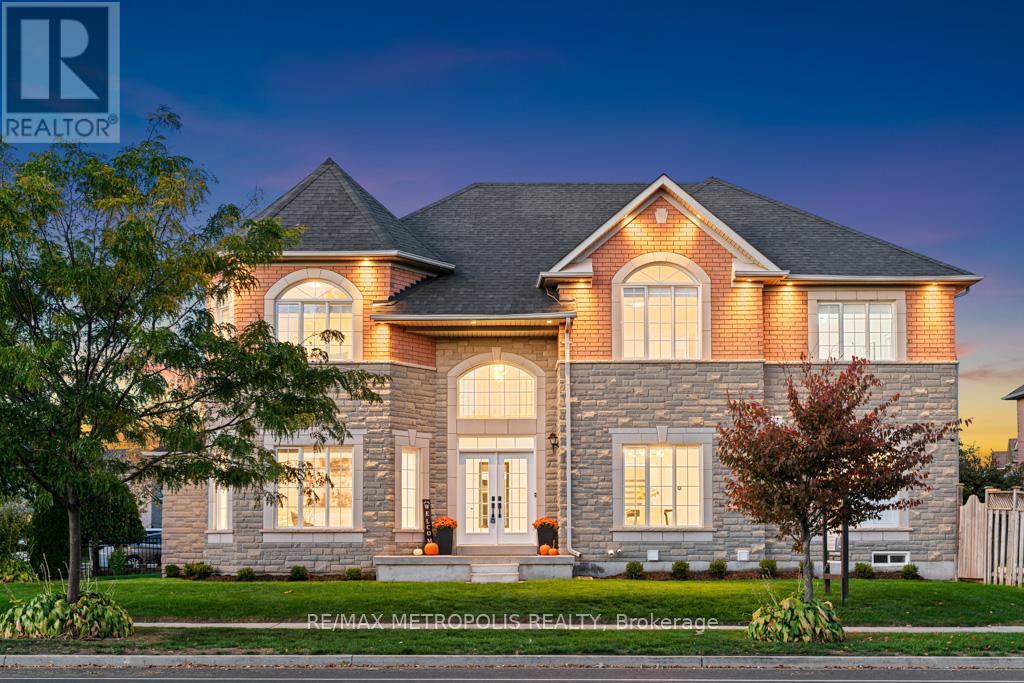 1 Teversham Ct, Markham, ON L3S 3X6