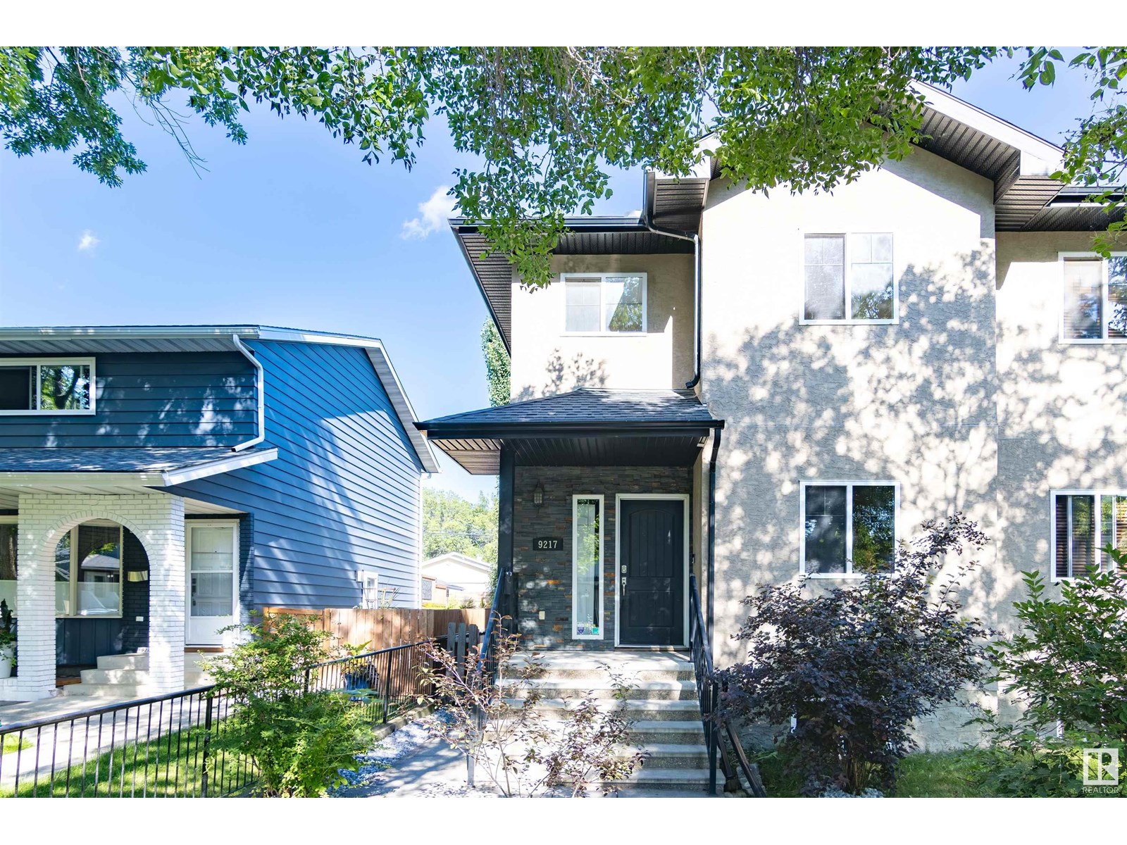 92 St Nw Unit 9217, Edmonton, AB T6C 3R4