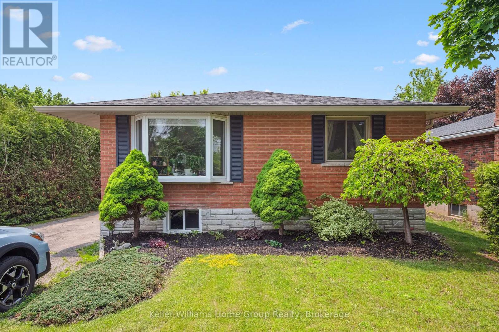 234 Delhi St, Guelph, ON N1E 4K2