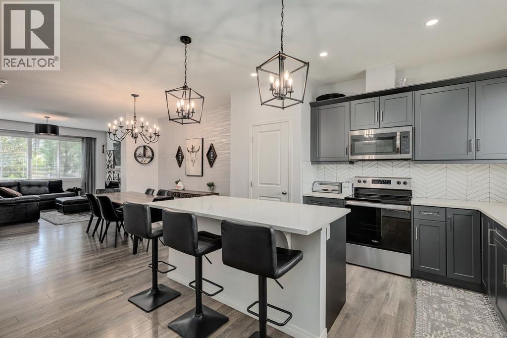 53 Seton Mnr SE, Calgary, AB T2C 2C9