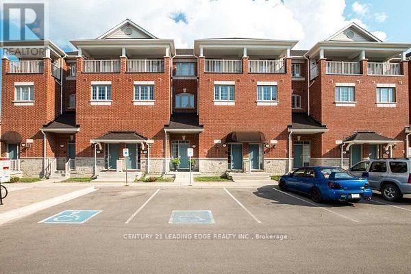 33 Ormerod Ln S, Richmond Hill Devonsleigh, ON L4S 0G3